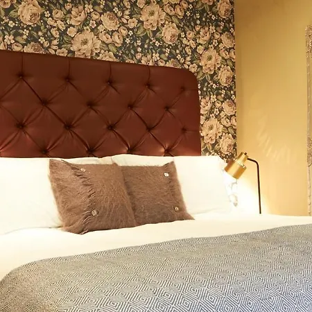 The Plough & Fogadó