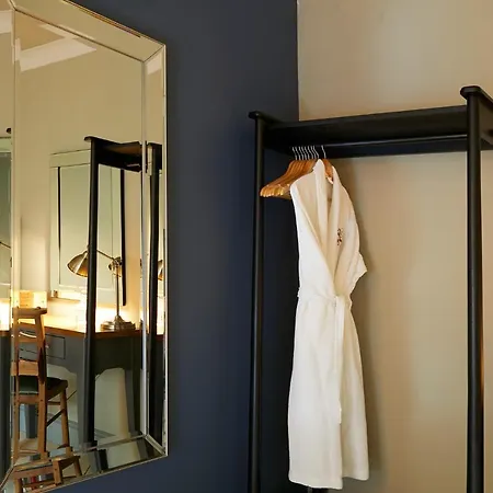 Fogadó The Plough & 5*