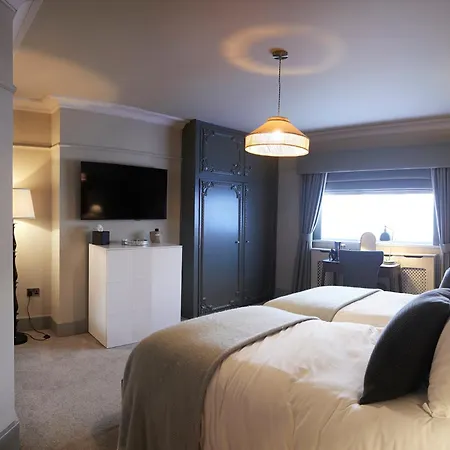 The Plough & بيت ريفي 5*