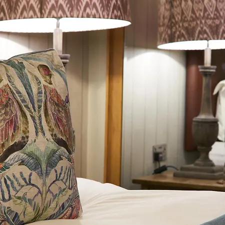 Fogadó The Plough & Scarborough