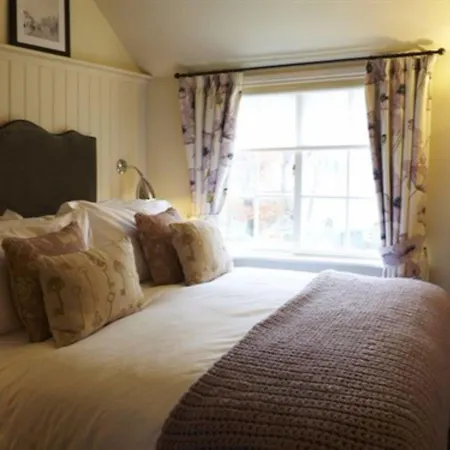 The Plough & Fogadó Scarborough