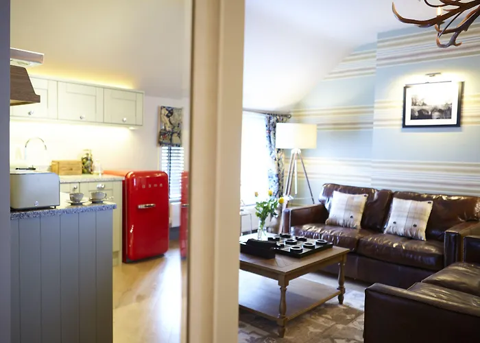 The Plough & Скарборо