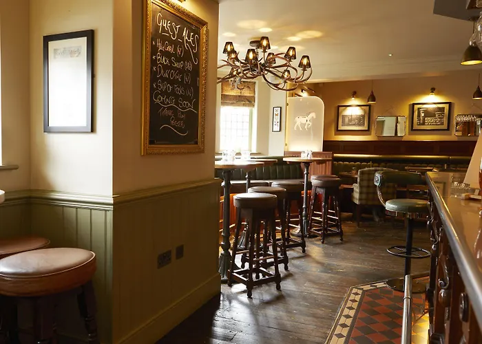 Mini-hôtel The Plough & 5*